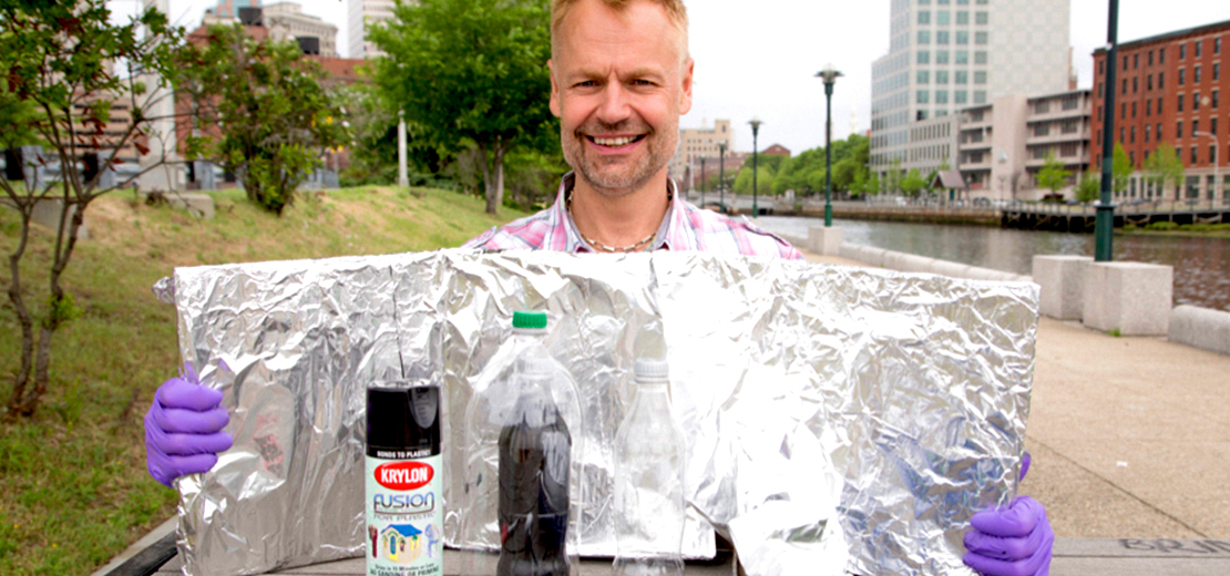 Instructor Indrek Külaots demonstrating a renewable energy project.